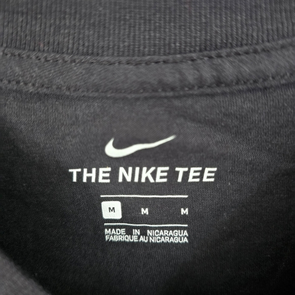 Brand New Nike MLB Chicago Cubs Armed Forces Day Black Camo T-Shirt Medium Mens - Picture 10 of 10